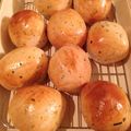 ﾐｰﾄﾊﾟｲママ's cooksnap of when they made HBで米粉入り☆桜風味あんぱん.