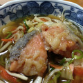 みかん姉さん's cooksnap of when they made 塩麹で生鮭と新玉の南蛮漬け.