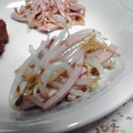gmkzmkz's cooksnap of when they made おさかなのソーセージともやしの中華風.