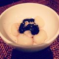 ふわり23's cooksnap of when they made 黒ごま白玉団子.