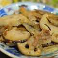 kanaconut's cooksnap of when they made 根菜と豚肉の甘辛味噌炒め.