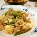 まろん※'s cooksnap of when they made 豚肉とスナックえんどうの炒め物.