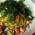 ☆桃じそ☆'s cooksnap of when they made 塩昆布と鮭フレークＤｅ★塩焼きそば★.