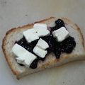 サーフブレイド's cooksnap of when they made ブルーべりー＆チーズトースト.