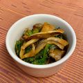 島子☆'s cooksnap of when they made 春菊と舞茸のごま和えコチュジャン風味.