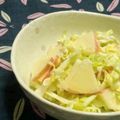 ひーゆっき's cooksnap of when they made 春ｷｬﾍﾞﾂとりんごのｙｏｇサラダ.