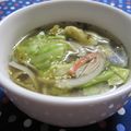 えみんちゅ＊'s cooksnap of when they made ダシダで☆レタスと韓国海苔のスープ.