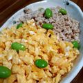 Moka☆'s cooksnap of when they made ふっくらジューシー♡鶏そぼろの二色丼.