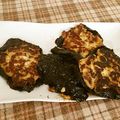 komutatata's cooksnap of when they made ふわふわヘルシー☆豆腐と鶏ひきの磯辺焼き.