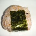 mikiha5's cooksnap of when they made 簡単・天むす＊揚げ玉のお握り＊.