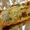 fukudoru's cooksnap of when they made 油あげｄｅ和風ピッツア☆.