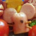 yurumm's cooksnap of when they made キャラ弁　ウインナーのおかず　ねずみ.