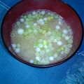 優有と若葉と双葉's cooksnap of when they made 海老の香りのお味噌汁.