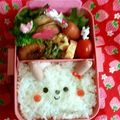 みうきー's cooksnap of when they made 超簡単☆ピンクのうさぎ ＊キャラ弁＊.