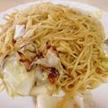 papikun's cooksnap of when they made 解明！市販の塩焼きそばを200%旨くする.