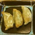 湖の塔's cooksnap of when they made チーズinカレーポテト餃子.