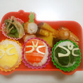 ぽー助's cooksnap of when they made 仮面ライダーウィザード キャラ弁 3種類.