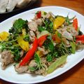 kumaneko7's cooksnap of when they made 豚肉とバジルの葉炒め.