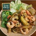 ひちょりんこ's cooksnap of when they made 簡単★海老とジャガイモのアンチョビ炒め.