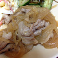 モチョ1013's cooksnap of when they made 豚肉と玉ねぎの生姜焼き.