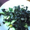 ☆しいたんママ☆'s cooksnap of when they made 簡単 ワカメと胡瓜でサラダ.