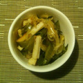 ☆★くまこ★☆'s cooksnap of when they made 茎わかめと玉ねぎのワサポン和え☆.