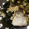 ジャイコ☆★☆'s cooksnap of when they made 簡単！タラとワカメのレンジ蒸し.