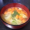 TDP's cooksnap of when they made 白菜・人参・ベーコンの黒胡椒のスープ.
