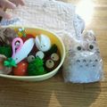 ひまたつまま's cooksnap of when they made キャラ弁　トトロ と どんぐり.
