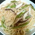 まさ吉45's cooksnap of when they made アスパラガスと干し椎茸の和風パスタ.