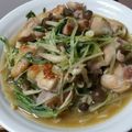 rohitaka's cooksnap of when they made 鶏もも肉のきのこ蒸し.