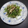 料理作造's cooksnap of when they made 豆苗と豚バラと椎茸のにんにく醤油麹炒め☆.