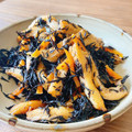 あっちゃんキッチン♪'s cooksnap of when they made ひじきとさつま揚げの煮物.