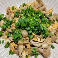 クックY08S17☆'s cooksnap of when they made 簡単！美味！豚バラまいたけ卵の中華風炒め.