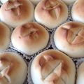 シバチワ's cooksnap of when they made ふわふわ生地のハニーチーズ❤.