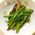 らんたん0927's cooksnap of when they made 茄子とセリのピリ辛味噌炒め.