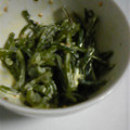 ぁぉﾋﾟｧｽ's cooksnap of when they made 茎わかめと大根のワサビマヨ和え.