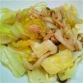 亜希香's cooksnap of when they made ご飯が進む！キャベツとツナ炒め.
