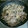ふりかけマカロニ's cooksnap of when they made きのこと豚肉のガーリック炒め.