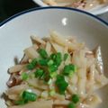 ぽんぽん72's cooksnap of when they made いかの塩辛じゃがバタ炒め.