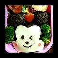 さましょう's cooksnap of when they made キャラ弁　簡単！ミニーちゃんおにぎり.