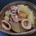 kookuro's cooksnap of when they made 大根といかげその煮物.