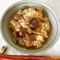 pitachan1's cooksnap of when they made 簡単！おいしい！しめじと甘栗の栗ごはん.