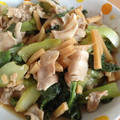 陸倫葵's cooksnap of when they made 豚バラ肉と青梗菜から出る水分の簡単煮物♪.