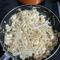 はははるるるかかか's cooksnap of when they made 豆腐ともやしの炒め物.