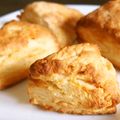 ミニチュアバジル's cooksnap of when they made ケンチキっぽいよ♪腹割れスコーン.