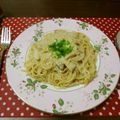 akilondon's cooksnap of when they made チーズクリームパスタ、みそ風味.