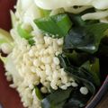 あゆたっくん's cooksnap of when they made ＊ランチに＊若布と揚げ玉のうどん＊.