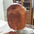 サーフブレイド's cooksnap of when they made ❀ＨＢでシンプル配合基本の食パン.