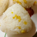 ★ままりん★'s cooksnap of when they made 焼きとうもろこし風♪コーンバターおにぎり.